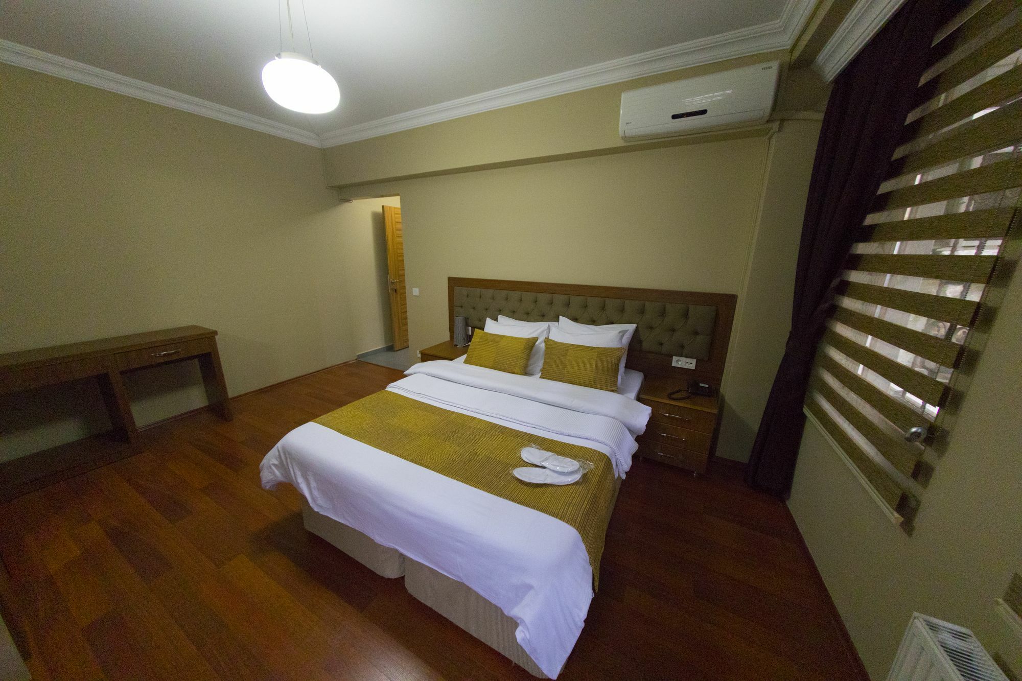 Ramparts Hotel Istanbul Bagian luar foto